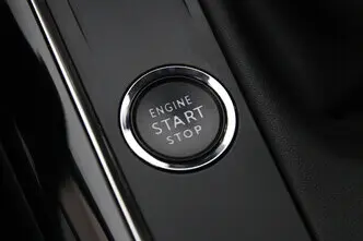 Peugeot 3008, 1.5, 96 kW, дизель, механическая, передний привод