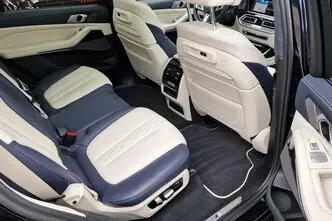 BMW X7, 3.0, 250 kW, hübriid, automaat, nelikvedu