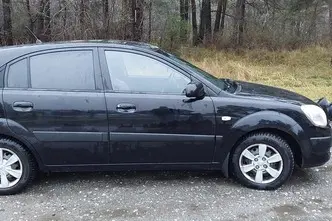 Kia Rio, 1.4, 71 kW, petrol, manual, front-wheel drive