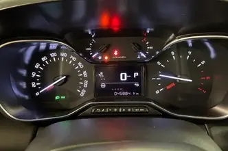 Citroën C3 Aircross, 1.2, 96 kW, bensiin, automaat, esivedu