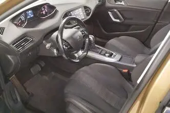 Peugeot 308, 1.2, 96 kW, bensiin, automaat, esivedu