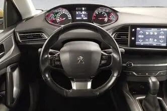Peugeot 308, 1.2, 96 kW, bensiin, automaat, esivedu
