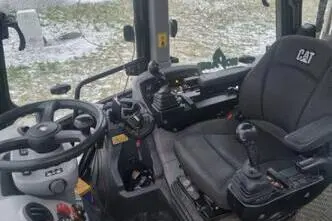 Caterpillar 444, 82 kW