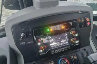 Caterpillar 444, 82 kW