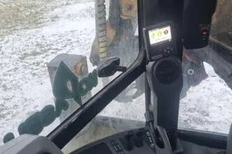 Caterpillar 444, 82 kW