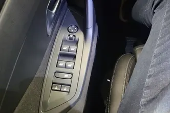 Peugeot 308, 1.2, 96 kW, bensiin, automaat, esivedu