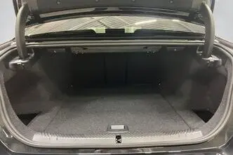 BMW i5, 290 kW, elekter, automaat, nelikvedu