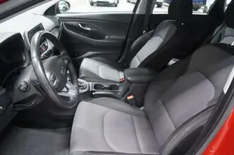 Hyundai i30, 1.4, 103 kW, bensiin, automaat, esivedu