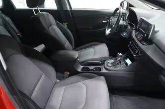 Hyundai i30, 1.4, 103 kW, bensiin, automaat, esivedu