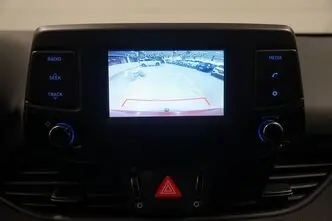 Hyundai i30, 1.4, 103 kW, bensiin, automaat, esivedu