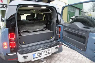 Land Rover Defender, 2.0, 177 kW, diesel, automatic, four-wheel drive