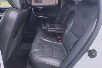 Volvo XC60, 2.4, 129 kW, diisel, manuaal, esivedu