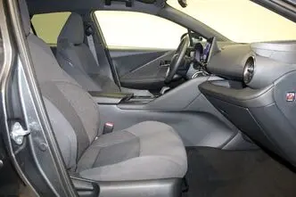 Toyota C-HR, 1.8, 72 kW, hübriid, automaat, esivedu