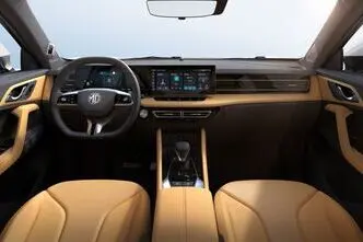 MG HS, 1.5, 105 kW, hybrid, automatic, front-wheel drive