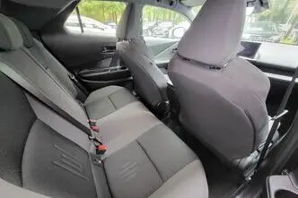 Toyota C-HR, 1.8, 72 kW, hübriid, automaat, esivedu