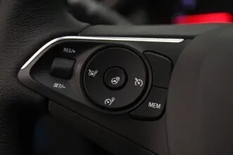 Opel Crossland X, 1.2, 81 kW, bensiin, manuaal, esivedu