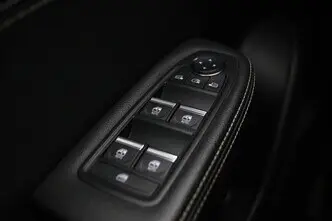 Renault Arkana, 1.6, 69 kW, hübriid, automaat, esivedu