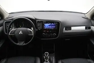 Mitsubishi Outlander, 2.0, 89 kW, pistikhübriid, automaat, nelikvedu