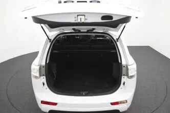 Mitsubishi Outlander, 2.0, 89 kW, pistikhübriid, automaat, nelikvedu