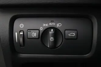 Volvo V40, 2.0, 88 kW, diisel, manuaal, esivedu