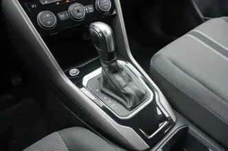 Volkswagen T-Roc, 1.5, 110 kW, bensiin, automaat