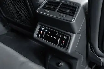 Audi e-tron, 230 kW, elekter, automaat, nelikvedu