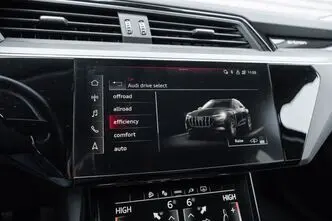 Audi e-tron, 300 kW, elekter, automaat, nelikvedu