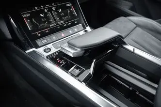 Audi e-tron, 300 kW, elekter, automaat, nelikvedu