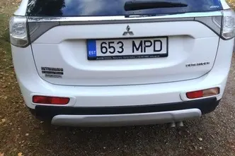 Mitsubishi Outlander, 2.0, 110 kW, petrol, automatic, four-wheel drive