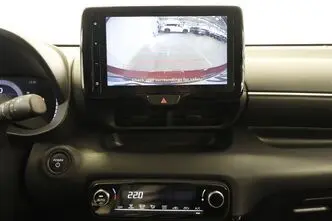 Toyota Yaris, 1.5, 68 kW, hybrid, automatic, front-wheel drive