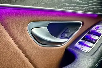 Mercedes-Benz GLC 300, 2.0, 155 kW, hübriid, automaat, nelikvedu