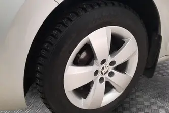 Škoda Rapid, 1.0, 70 kW, bensiin, automaat, esivedu