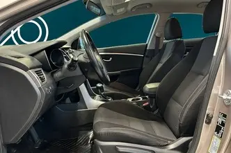 Hyundai i30, 1.4, 74 kW, бензин, механическая, передний привод