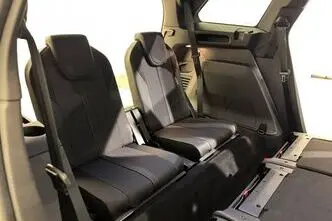 Peugeot 5008, 1.2, 96 kW, bensiin, automaat, esivedu