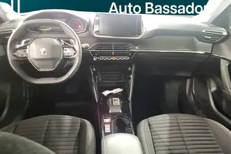 Peugeot 2008, 1.2, 96 kW, bensiin, automaat, esivedu