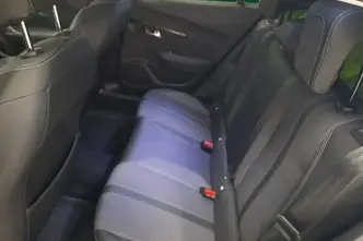 Peugeot 2008, 1.2, 96 kW, bensiin, automaat, esivedu