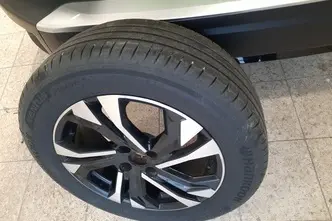 Peugeot 2008, 1.2, 96 kW, bensiin, automaat, esivedu