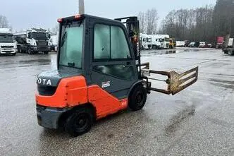 Toyota 02-8 FDF25, 36 kW