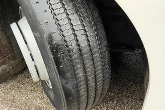 Volvo 8900 B9R, 286 kW, diisel, automaat