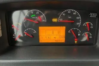 Volvo 8900 B9R, 286 kW, diisel, automaat