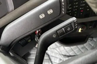 Volvo FH420, 12.8, 315 kW, diisel, automaat, tagavedu