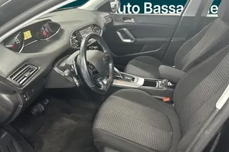 Peugeot 308, 1.2, 96 kW, bensiin, automaat, esivedu