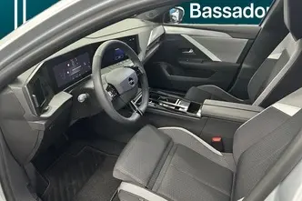 Opel Astra, 1.2, 107 kW, гибрид, автомат, передний привод