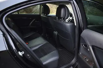 Toyota Avensis, 2.0, 112 kW, bensiin, automaat, esivedu