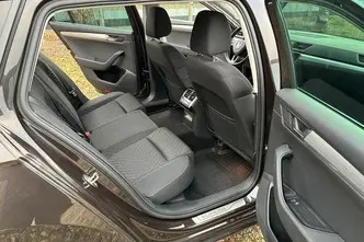 Škoda Superb, 2.0, 110 kW, дизель, механическая, передний привод