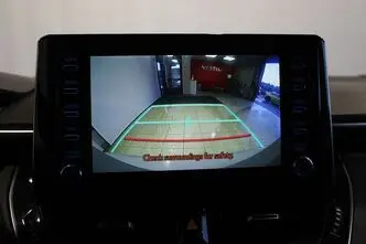 Toyota Corolla, 1.8, 72 kW, hybrid, automatic, front-wheel drive