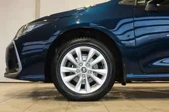 Toyota Corolla, 1.8, 72 kW, hübriid, automaat, esivedu