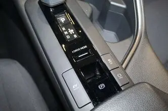 Toyota C-HR, 1.8, 72 kW, hübriid, automaat, esivedu