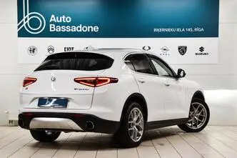 Alfa Romeo Stelvio, 2.0, 206 kW, бензин, автомат, полный привод