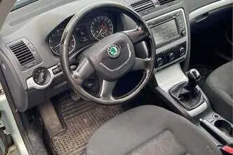 Škoda Octavia, 1.2, 77 kW, bensiin, manuaal, esivedu